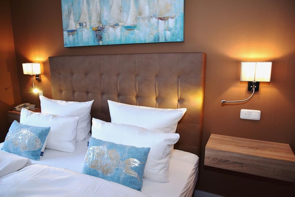 Hotel Residenz Waldkrone Kuehlungsborn Ngoại thất bức ảnh